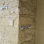 Maria's * Omodos