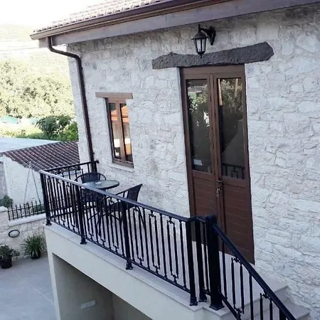 Apartment Maria's Omodos